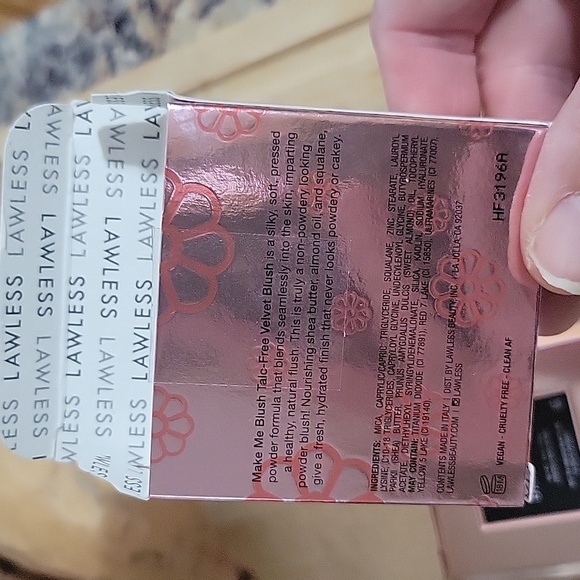 Lawless Make Me Blush Velvet Blush~ Daisy Pink - Picture 3 of 3